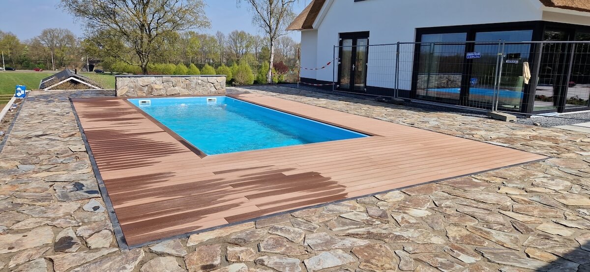 Project gesloten veranda met doorkijk-openhaard
